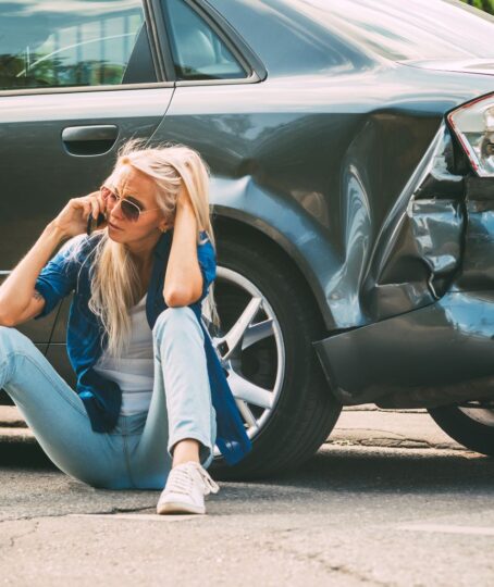 When to Get a Lawyer After an Auto Accident